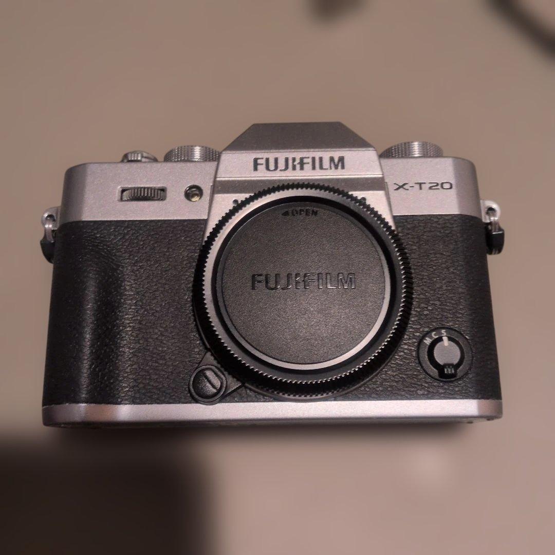 FUJIFILM X-T20 ミラーレスカメラ