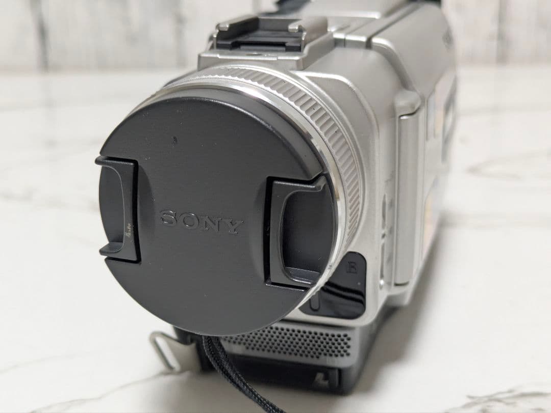 ② SONY　DCR-TRV20　MiniDV対応