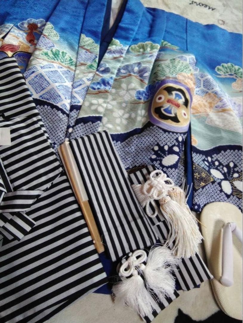 男の子用・3歳向け・化繊・袴とお着物のセット　兜