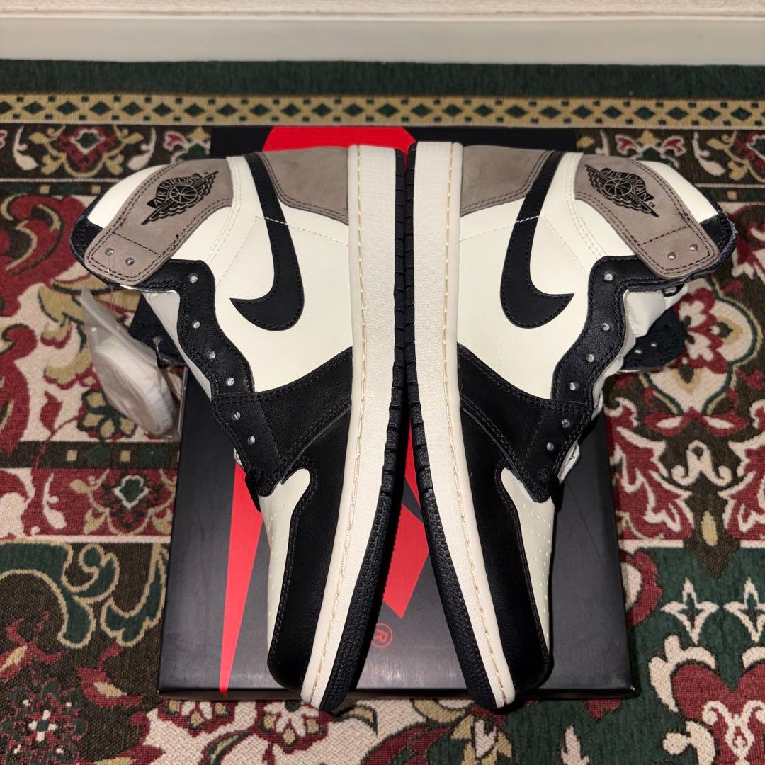 国内正規品 Nike Air Jordan 1 ダークモカ28.5cm ナイキ