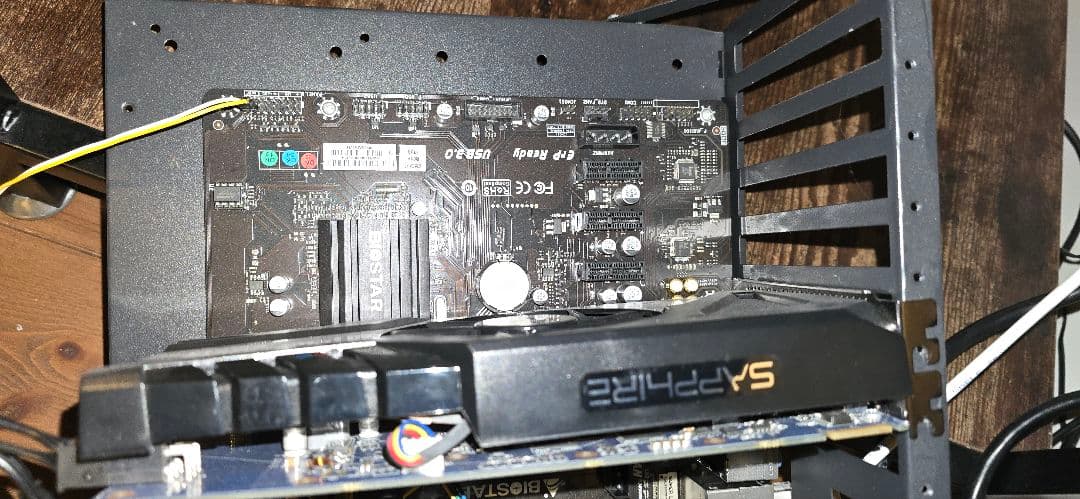 マイニングリグ　Windows10 Pro マイニング　自作　PC　ビット