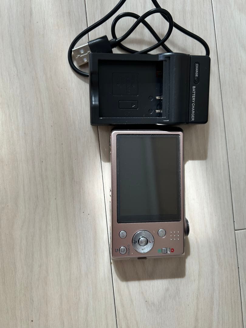 LUMIX 16メガピクセル デジタルカメラ ピンク