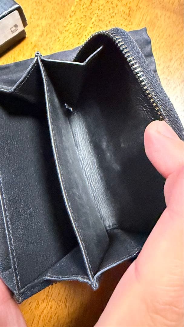 YSL ブラックレザー ケース