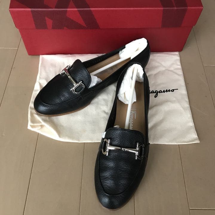 ☆フェラガモ☆　モカシン　小さいサイズ