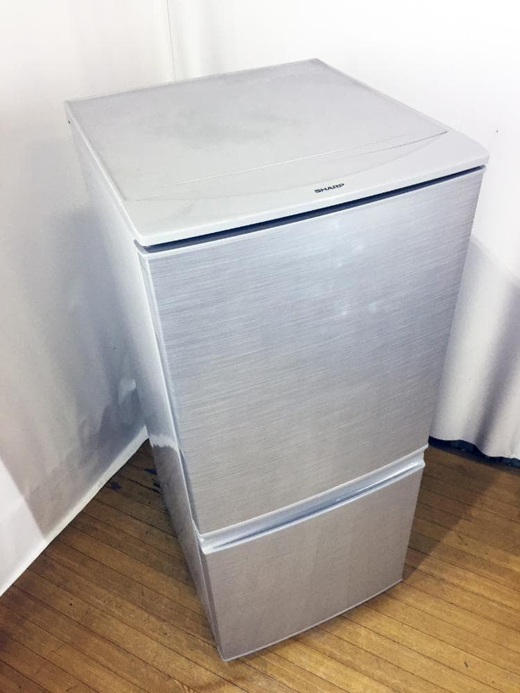 送料無料★SHARP 137L 2ドア冷蔵庫【SJ-14Y-S】