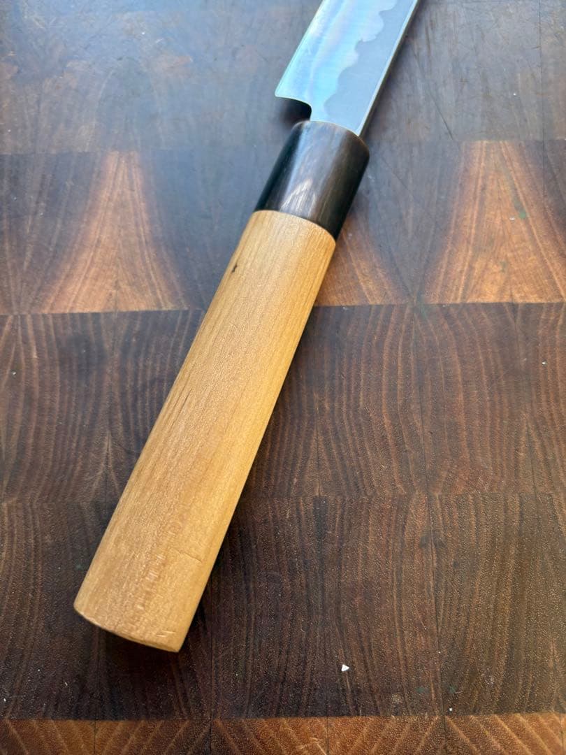 堺打刃物　紋鍛錬　青鋼　柳刃　9寸　270mm 包丁　和包丁　研ぎ済　水牛朴柄