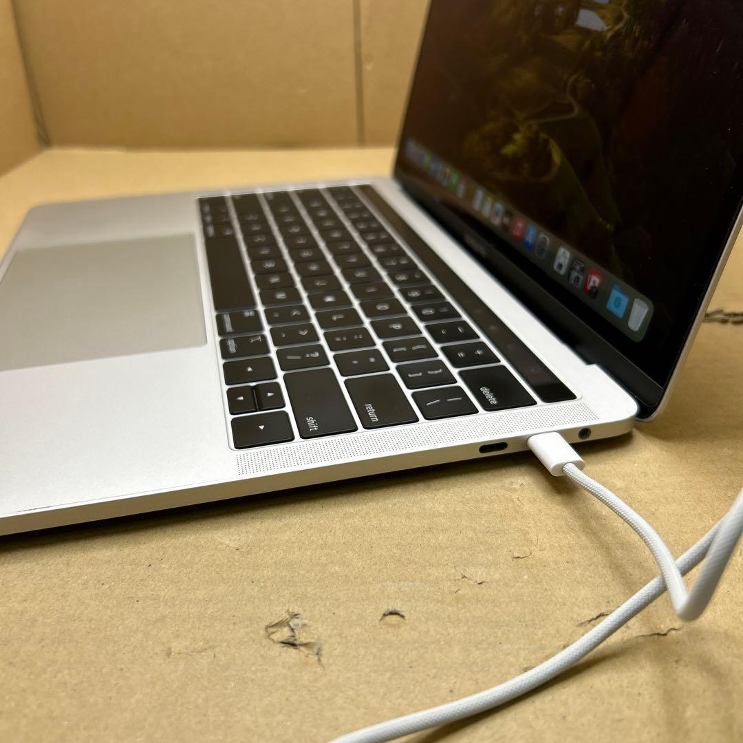 MacBook Pro 13インチ　2018 16GB/512GB シルバー