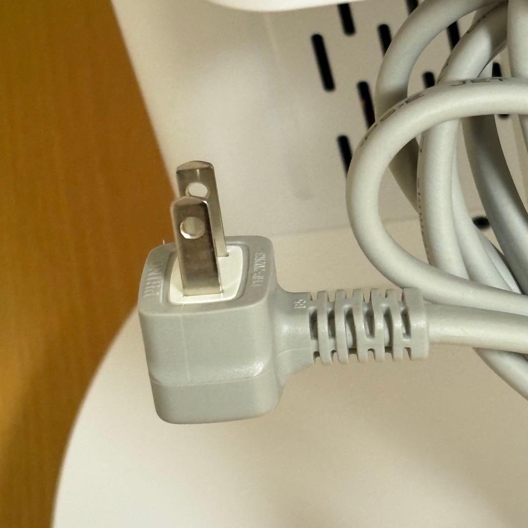 ダイキン 遠赤外線暖房機 セラムヒート ERFT11ZS-W 2023年製