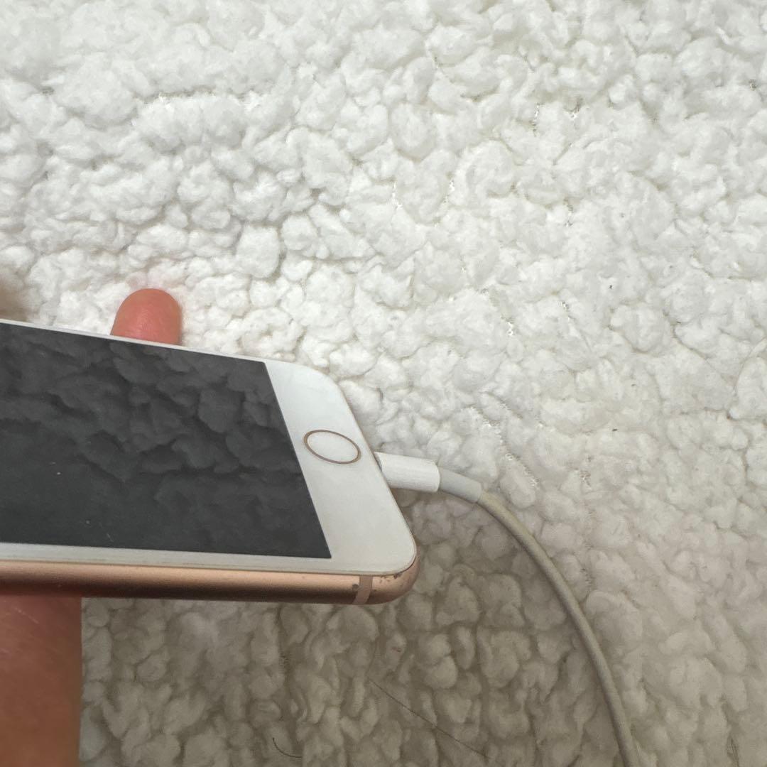 【動作確認済み】iPhone8 本体 256GB ピンクゴールド スマホ