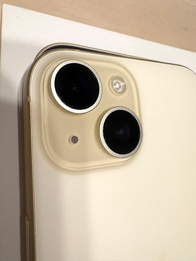 【美品・正常起動】iPhone15 256GB イエロー　SIMフリー