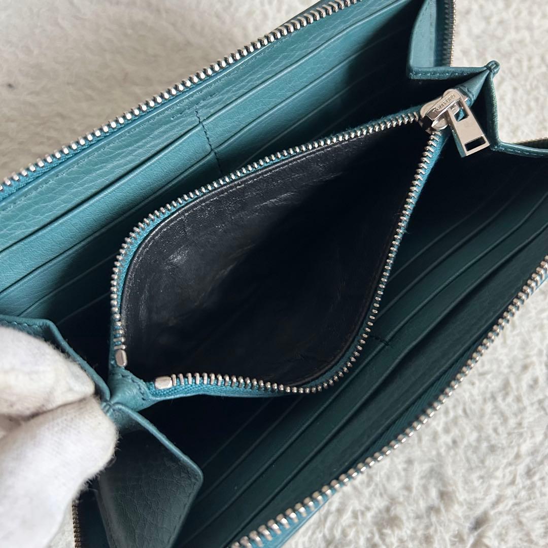 美品✨トムフォード 長財布 ラウンドファスナー シボ革 ロゴ ターコイズグリーン