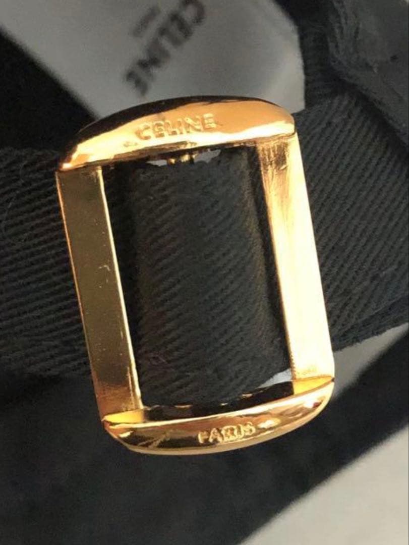 CELINE黒ベースボールキャップM