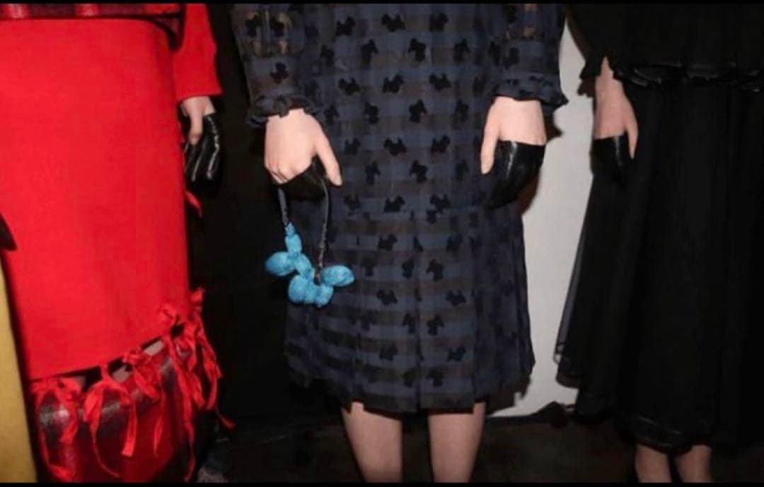 SIIILON フロッキー 犬イラスト チェック柄 プリーツスカート