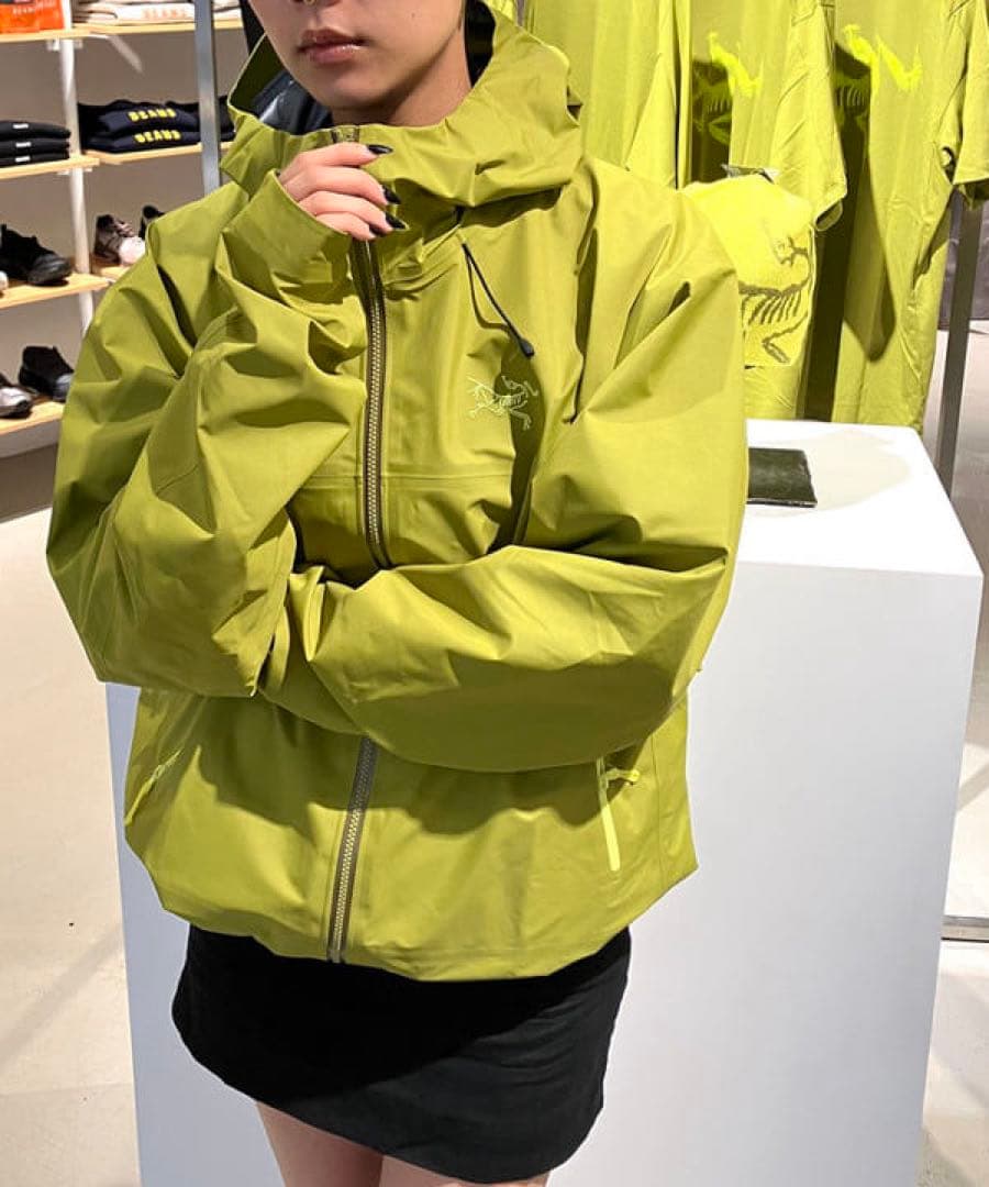 新品今期 BEAMS x ARC’TERYX Beta SL Jacket M