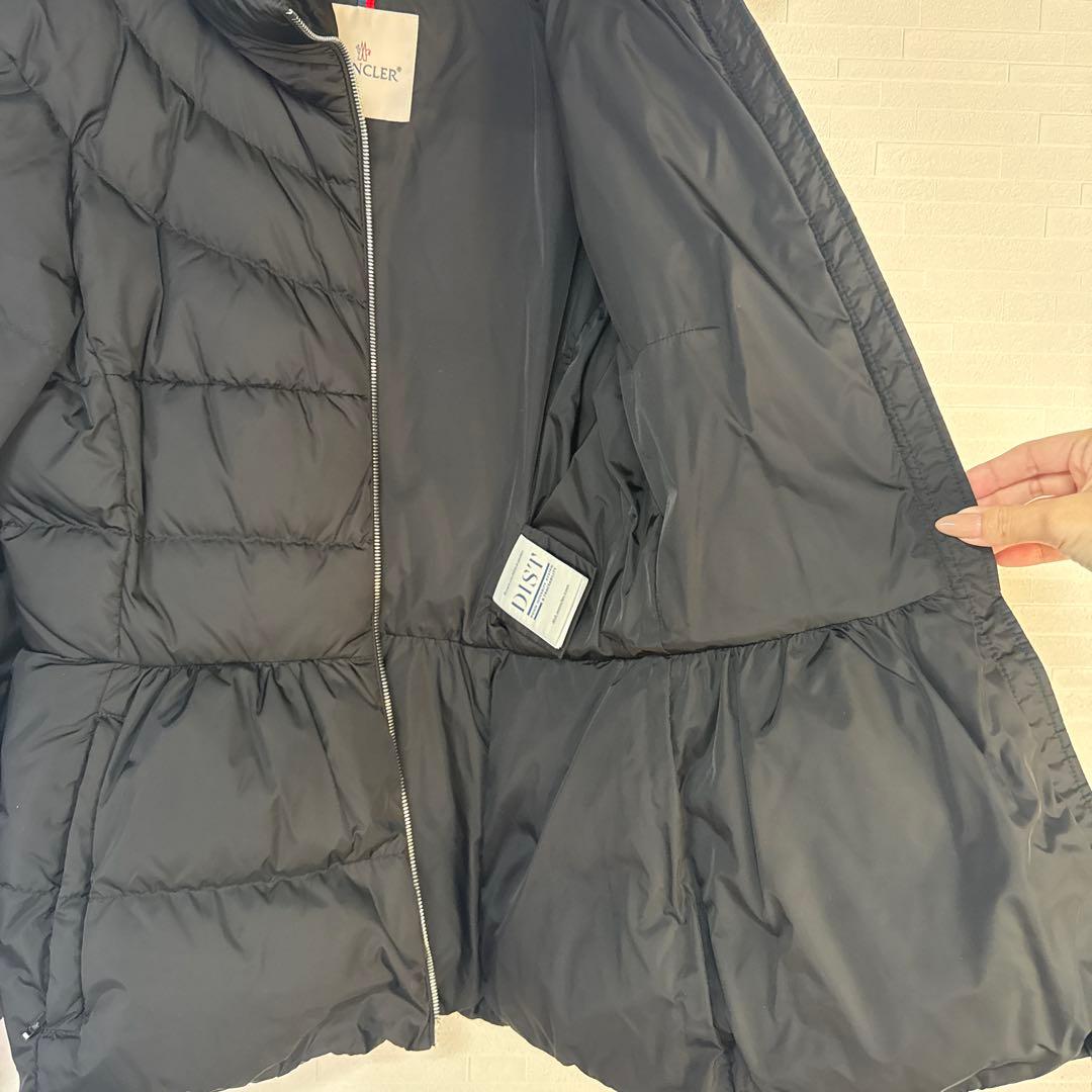 美品⭐︎MONCLER GUERY サイズ02