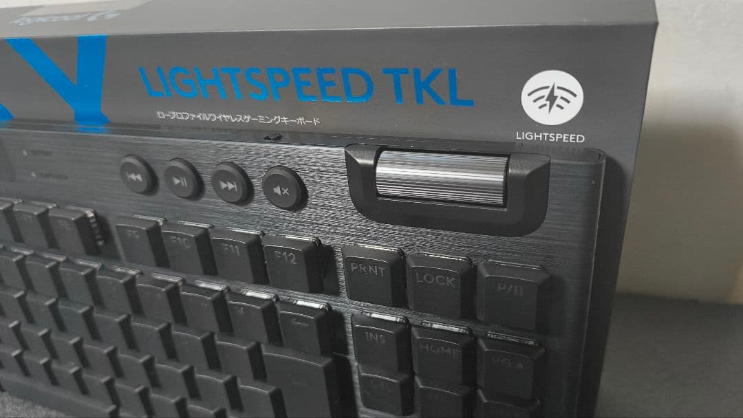 【値下げ中】【美品】Logicool G915 X TKL 薄型