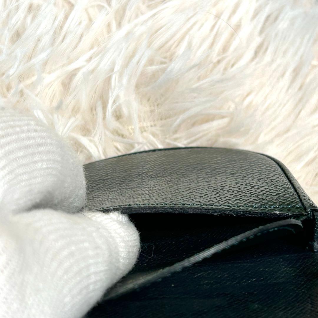 ルイヴィトン　エピ　ポルトモネ・キュベット　グリーン　ケース　美品