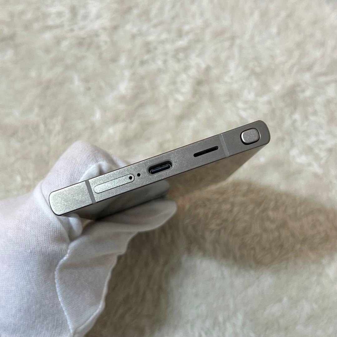 ★Galaxy S24 ultra 256GB チタニウムグレー j14