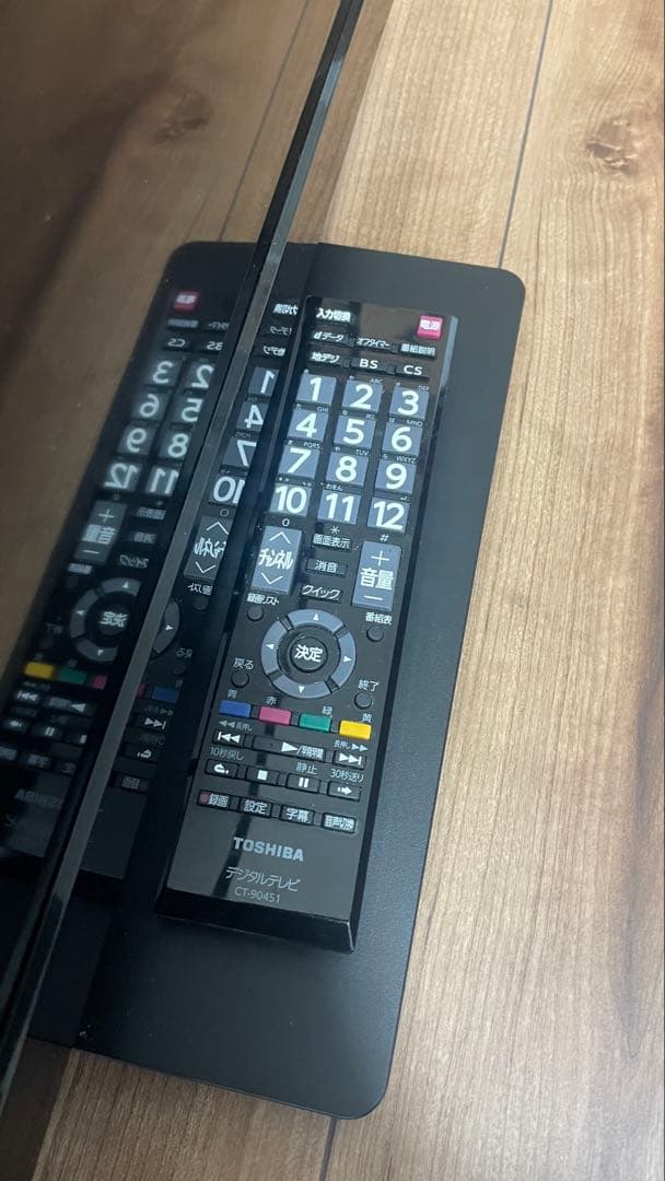 東芝 REGZA 23インチ液晶テレビ 23S8