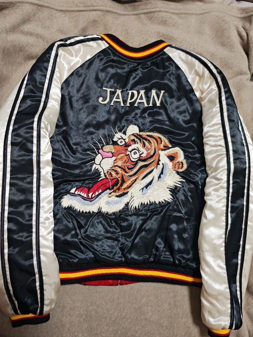 DRAGON 日本限定トウヨウ虎龍 スカジャン unisex レーヨン ２面用