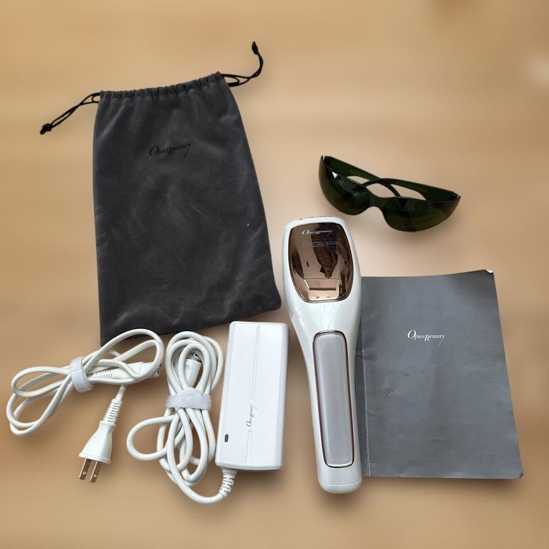 Opus Beauty 03脱毛器 本体と付属品