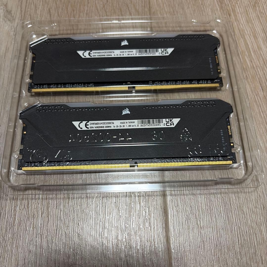 メモリー CORSAIR VENGEANCE RGB PRO SL 16GB