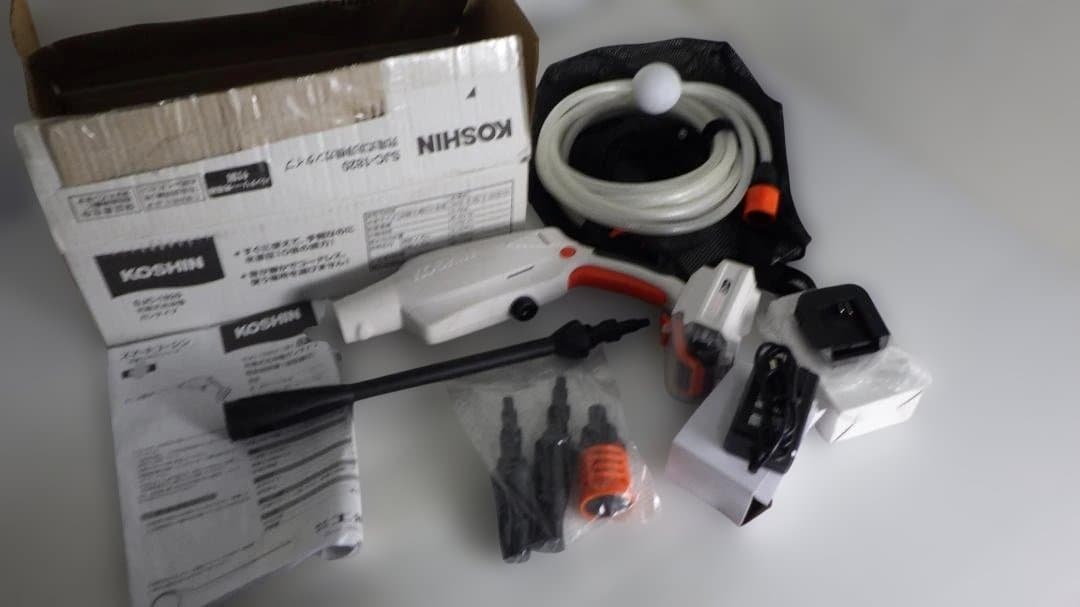 868/美品　KOSHIN 充電式高圧洗浄機 SJC-1820/18Nガンタイプ