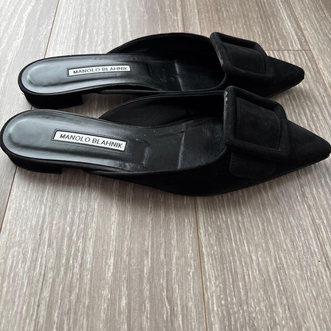 マノロブラニク メイセール フラット　ブラック　38