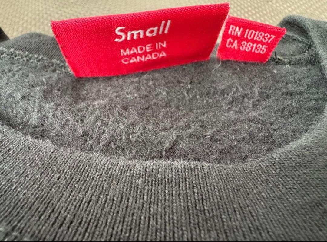 レ*★様 Supreme カラフルロゴ ブラックスウェット　S