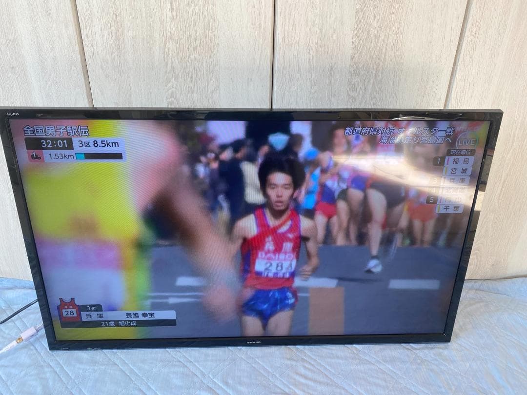 美品　シャープ 液晶テレビ 40V型 AQUOS 2T-B40AB1