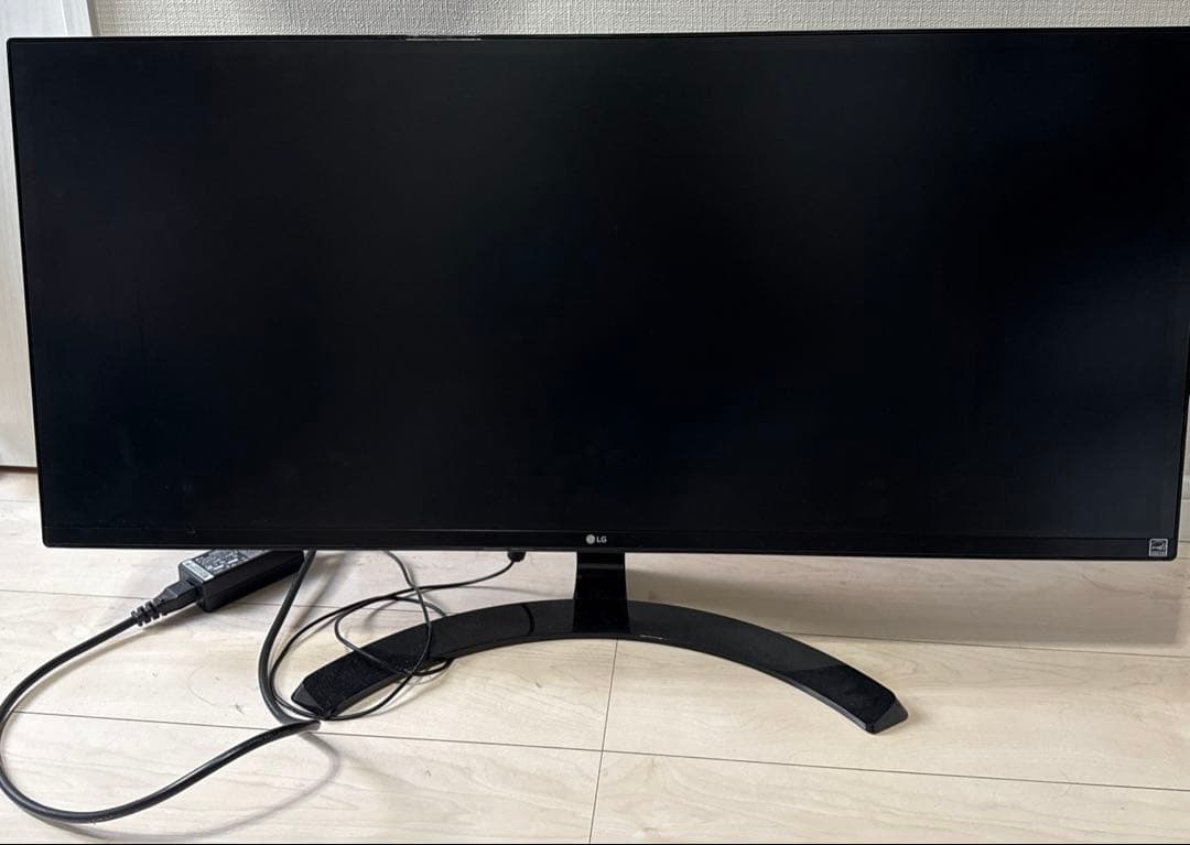 ウルトラワイドモニター　LG 34UM59-P