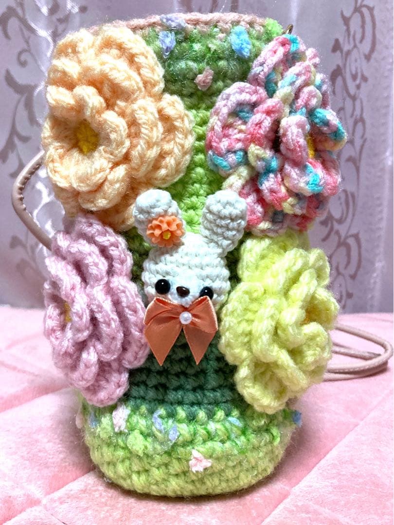 ♥️手編み♥️ハンドメイド♥️お花いっぱいバッグ♥️お花いっぱいペットボトルカバー♥️