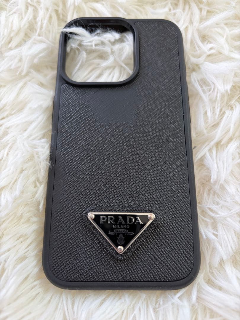 PRADA ブラック iPhone15Pro用ケース
