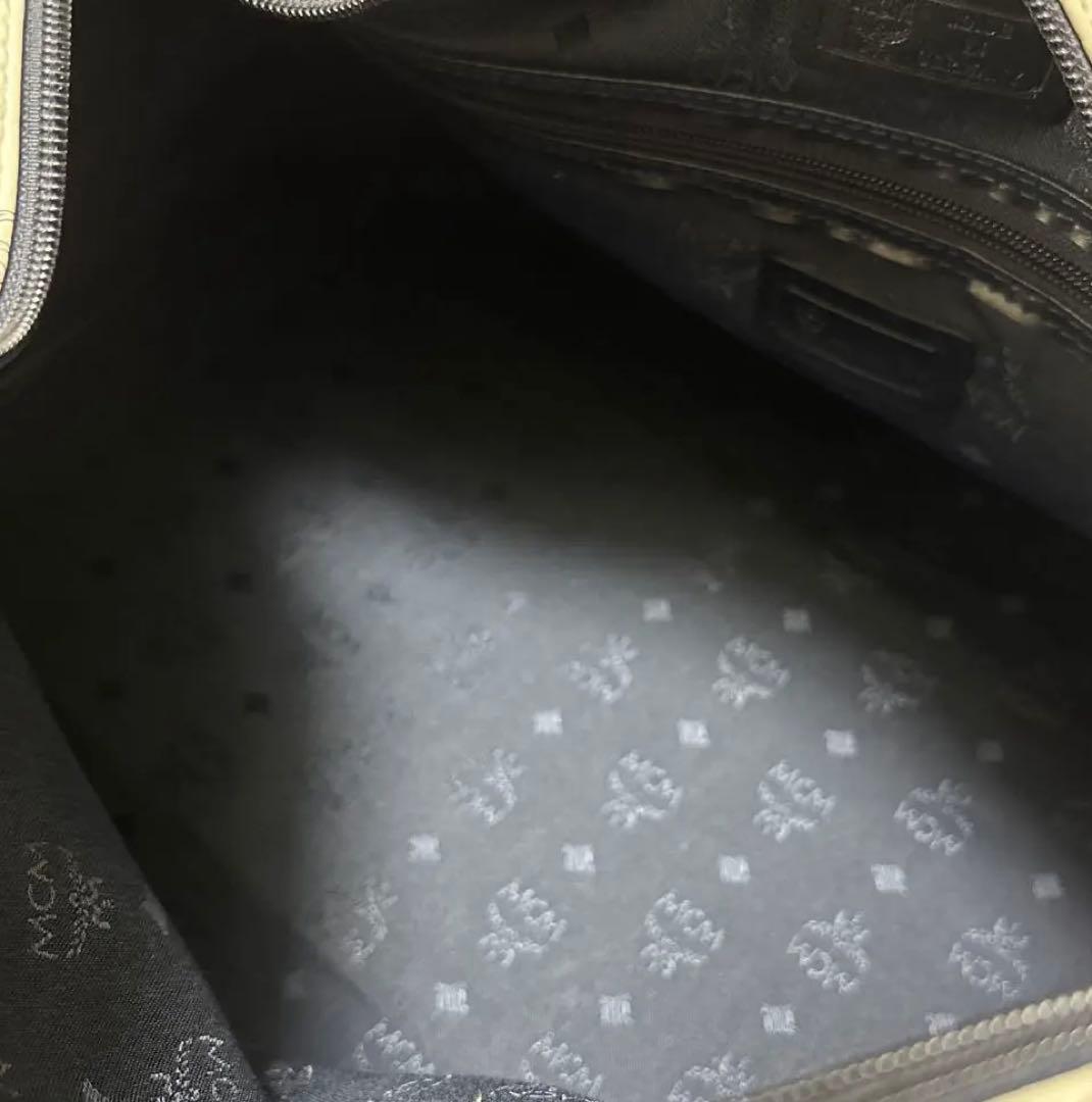 MCMボストンバッグ　ホワイト　美品 旅行用バッグ