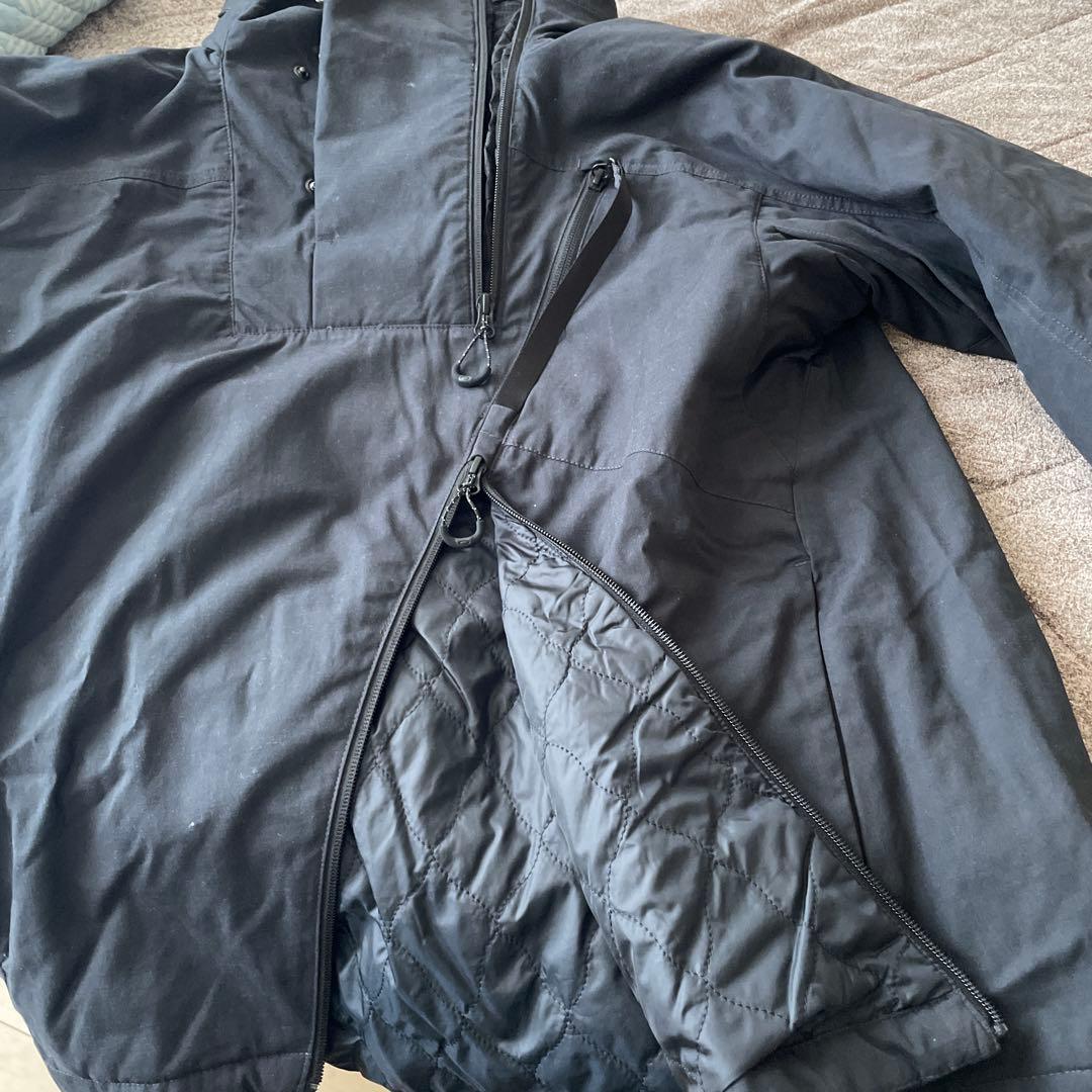 Oakley ブラック マウンテンパーカー