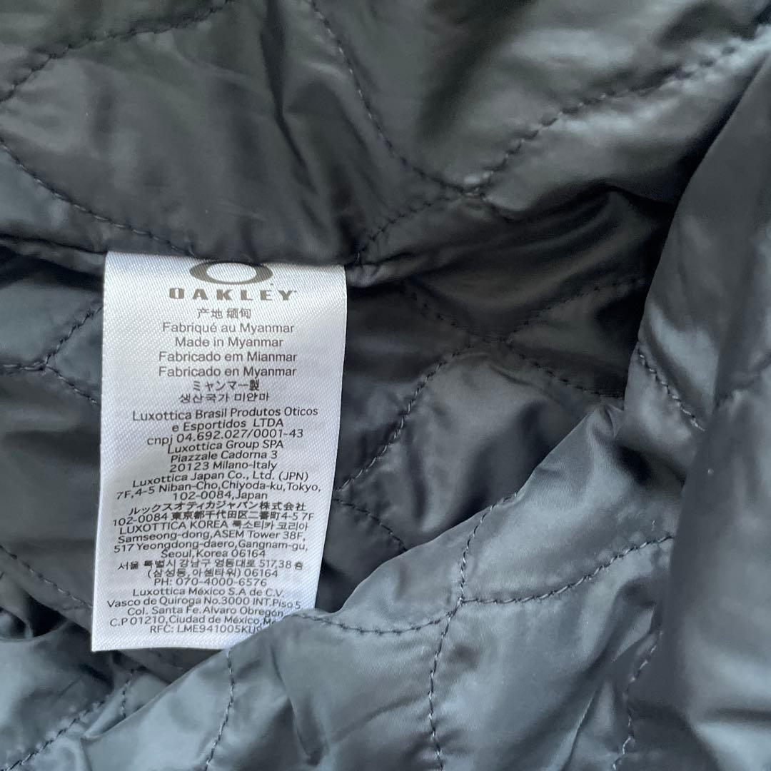 Oakley ブラック マウンテンパーカー