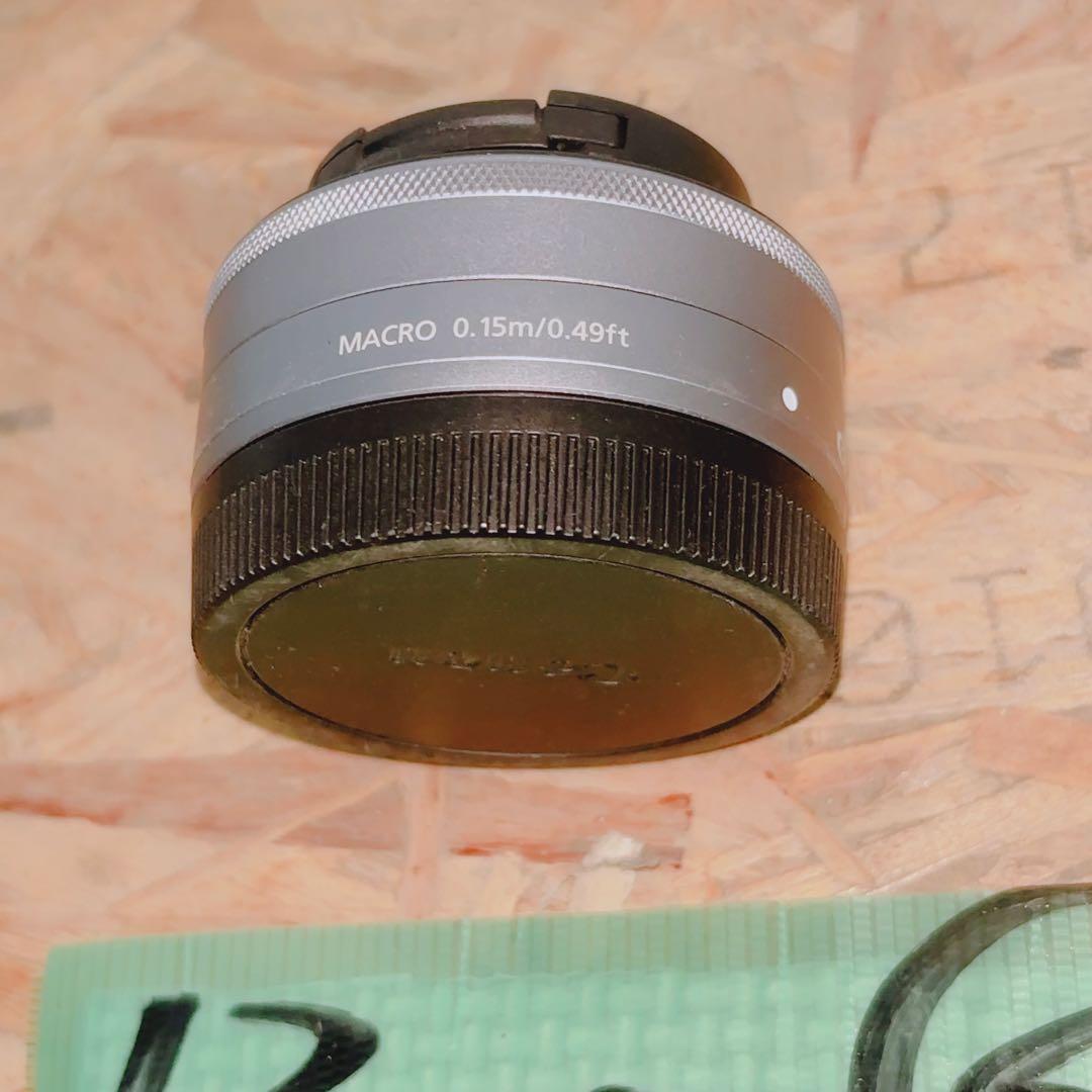 軽い・明るい・寄れるCanon EF-M 22mm F2 STM 単焦点レンズ