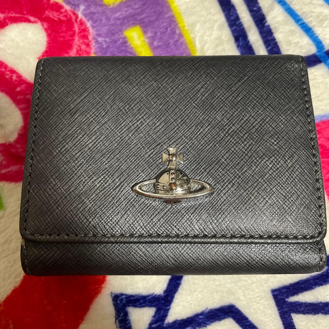 ヴィヴィアン・ウエストウッド　ブラック　三つ折り財布