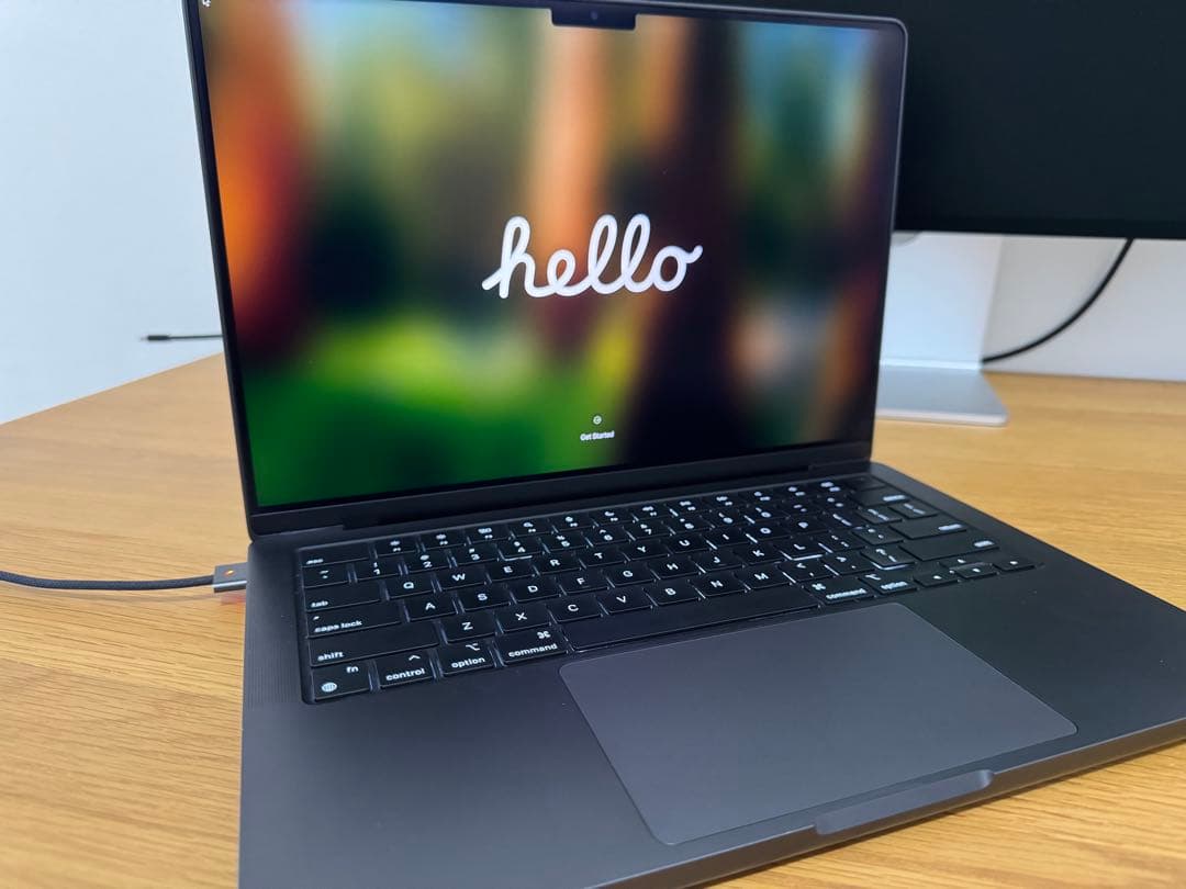 Macbook Pro M4 Proチップ 14インチ