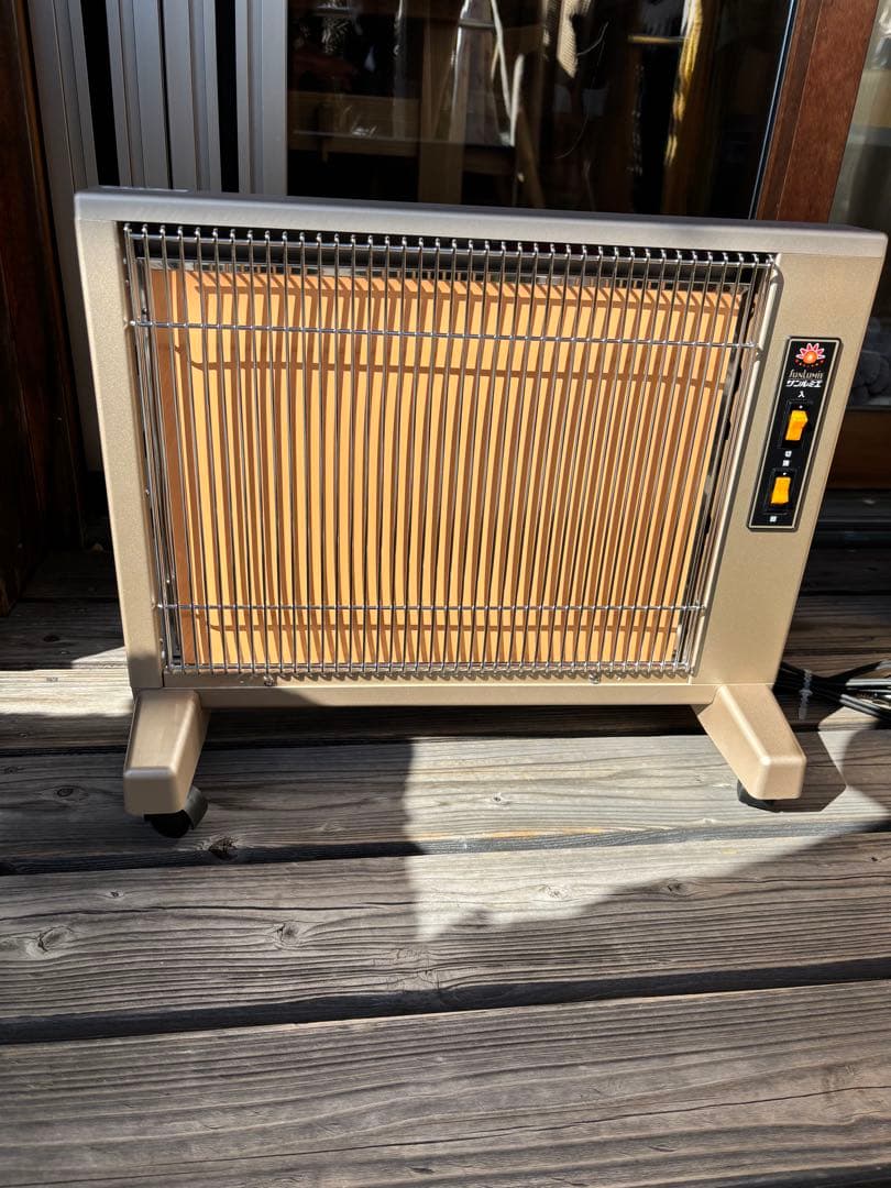 遠赤外線ヒーター ベージュ