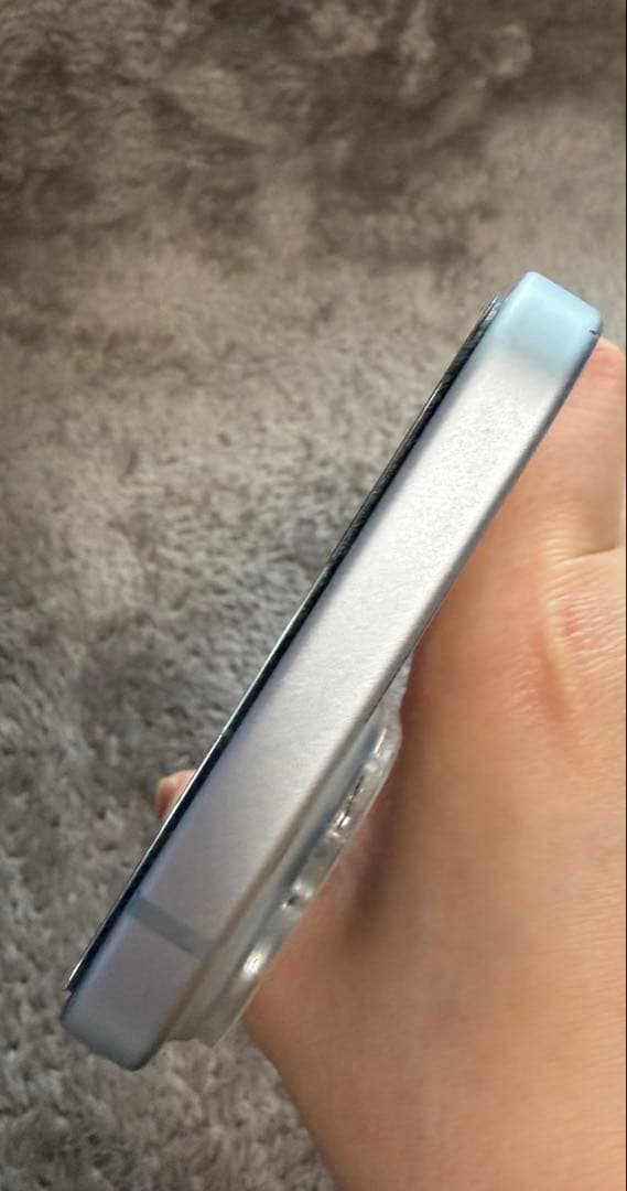 【美品】Apple iPhone 15 ブルー本体