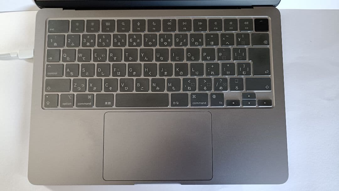 【極美品】MacBook Air M3 13インチ