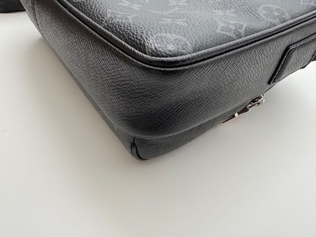 【極美品】ルイヴィトン　アウトドア・メッセンジャー PM ノワール