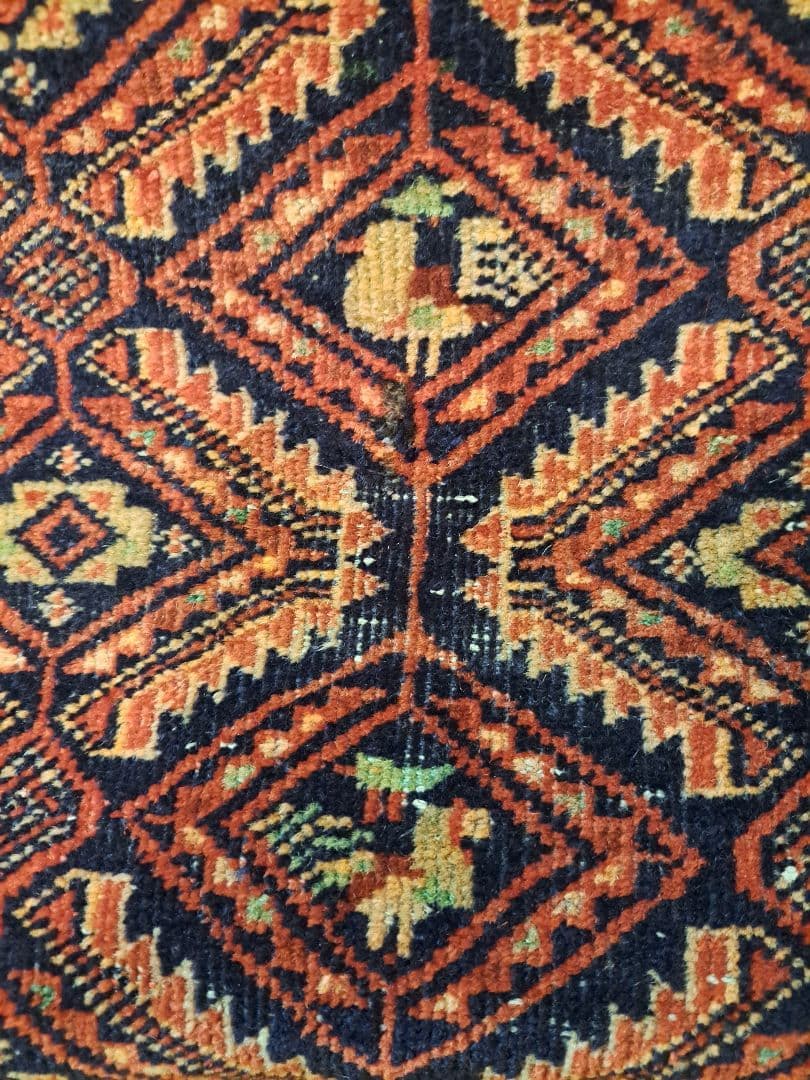 手織りトライバルラグ　ヴィンテージラグ　イラン　ウール　ペルシャ絨毯　バルーチ