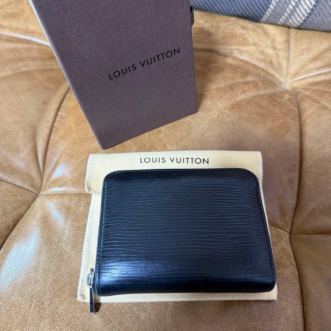 ルイヴィトン　LOUIS VUITTON エピ　黒 レザー ケース