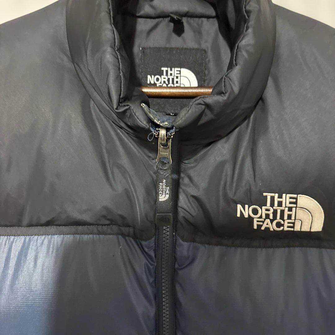 ノースフェイスヌプシダウンベスト700フィル刺繍口ゴドローコード