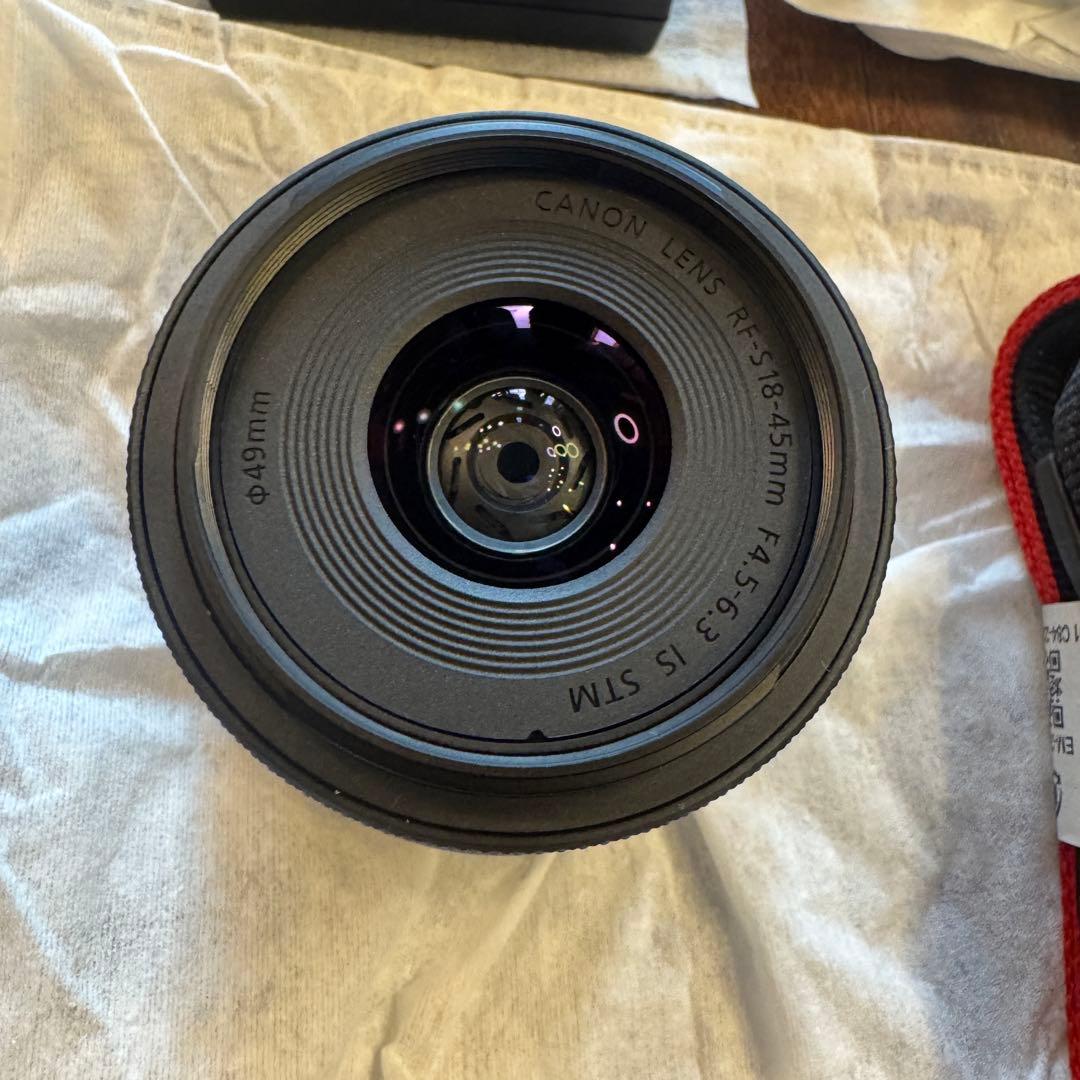 【新品未使用】EOS R100 RF-S18-45mm STMレンズキット