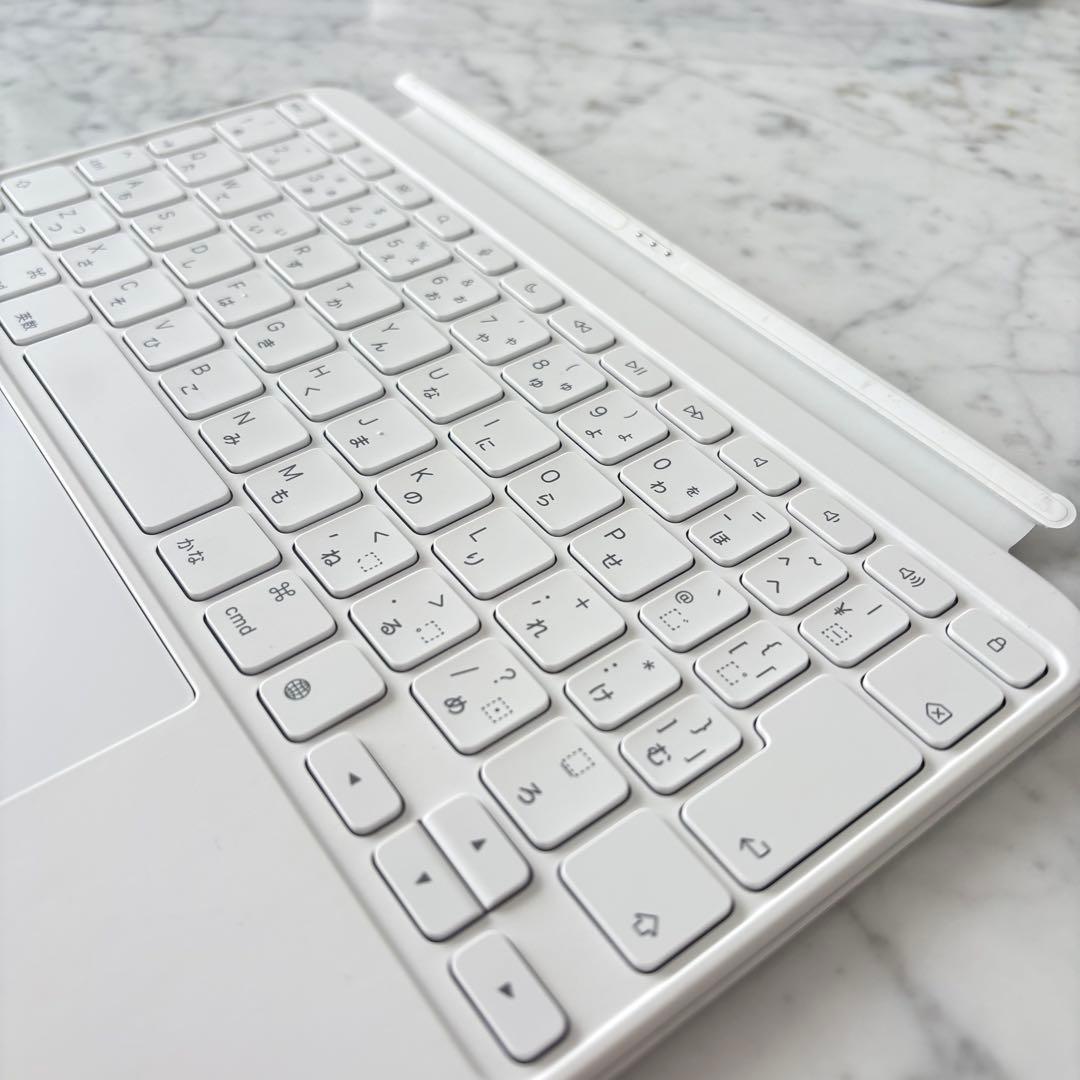 【美品】iPad10*Magic Keyboard Folio*MQDP3J/A