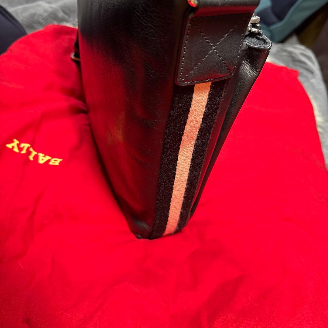 BALLY バリー USTON-SM 本革 レザー ショルダーバッグ ブラック