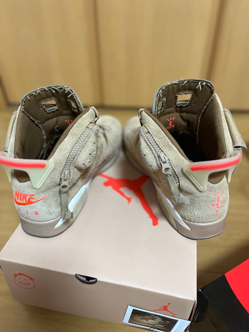 エアジョーダン 6 Travis